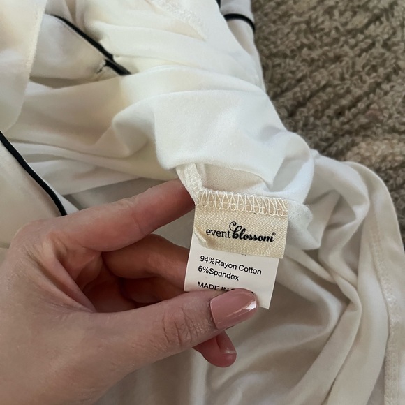 Bride Getting Ready Nightgown - Picture 4 of 6